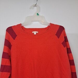 Gap Ladies Pullover sweater NWOT